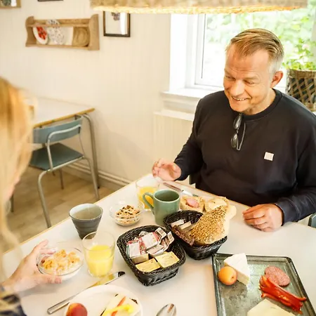 Danhostel Stevns Klint 旅馆 *