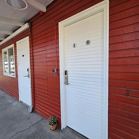 Danhostel Stevns Klint 旅馆 *