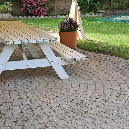 Danhostel Stevns Klint 旅馆 *